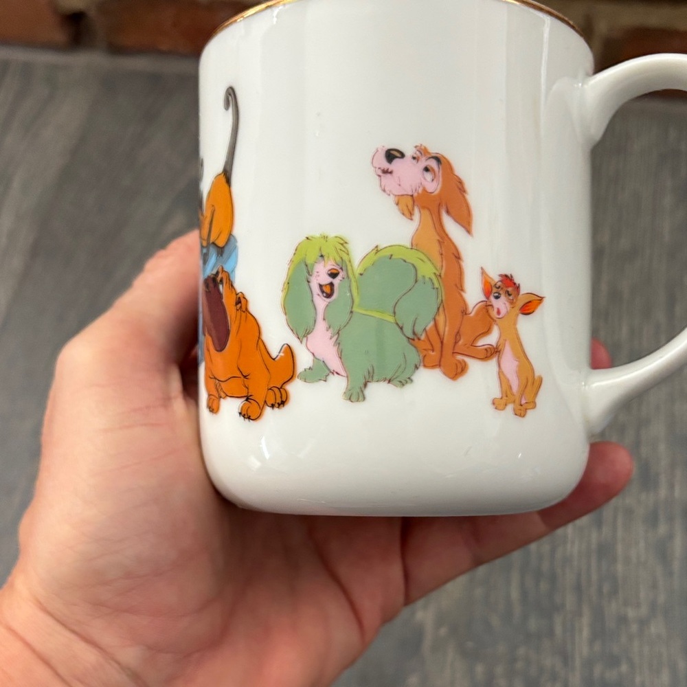 Walt Disney Production Lady And The Tramp Japan Coffee Mug Cup Gold Trim - Picture 3 of 4